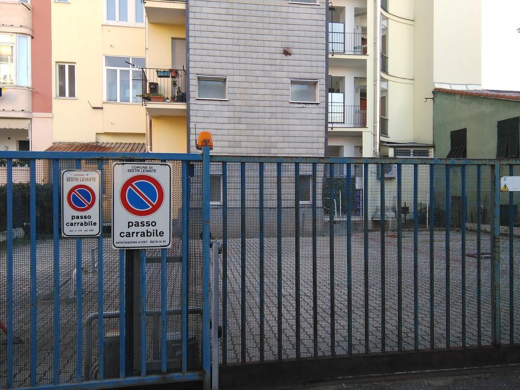 セストリ・レヴァンテVedi O' Mare Quant'E Belloアパートメント エクステリア 写真